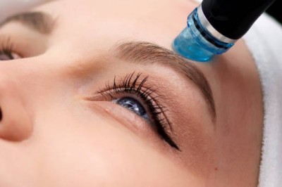 Hydrafacial vs. Traditional Facials in Abu Dhabi: Which One Should You Choose?