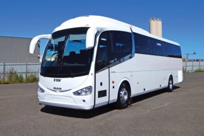 Exploring the Ease of Coach Hire in Tonbridge for Your Next Adventure