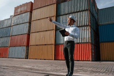 How Container Destuffing Impacts Your Supply Chain