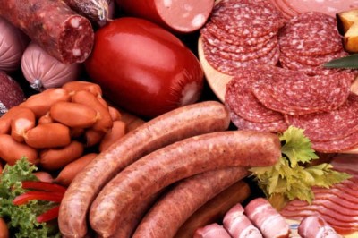 Processed Meat Market: Retail vs Foodservice Channels