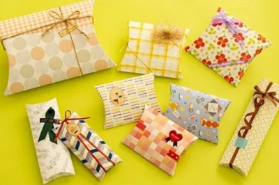 Choosing Your Custom Pillow Box Design Style