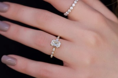 Emerald cut engagement rings that align with minimalist aesthetics