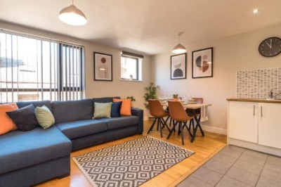 Best Waterfront Apartments in Liverpool for Short-Term Rentals