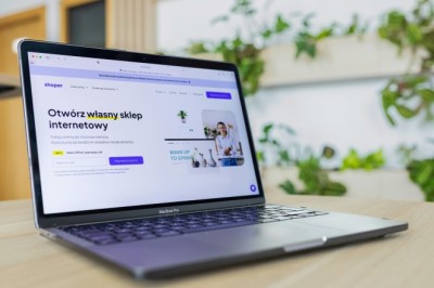 How to Get Items to Sell Online in Pakistan