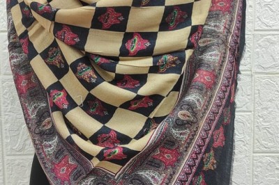 #1 Shawl manufacturer in Delhi, India, Pashmina, Kashmiri, Kani - Savita Shawls