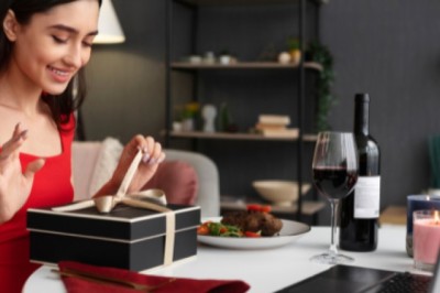 Buy LUXE Gift Sets Online for Birthday, Wedding, Baby Shower, and Housewarming Gifts