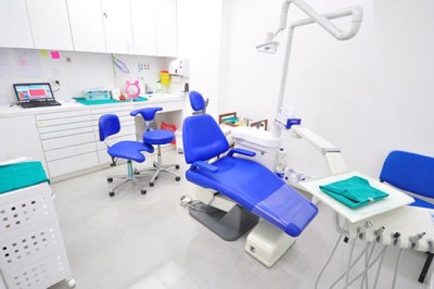 Dental Clinic Services Explained: From Check-Ups to Cosmetic Care