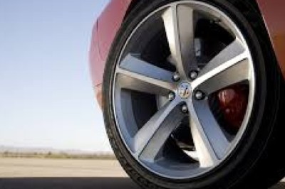 Custom Wheels Services: Enhance Your Ride with Professional Solutions