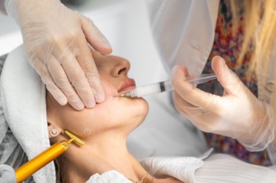 Sculptra Fillers in Dubai: Treatment Areas and Benefits