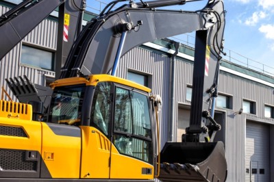 Why Heavy Equipment Consignment Is a Smart Choice for Equipment Owners