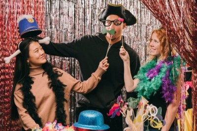 HIRE MAGICIAN SERVICES