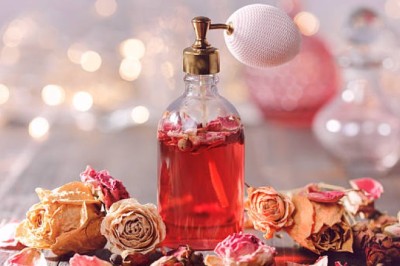 Fragrances and Perfumes Market Sustainable Packaging, Eco-Friendly Beauty Trends & Green Luxury Forecast 2025–2033