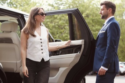 Mercedes Sprinter Van Rental with Driver: The Smart Choice for Comfortable Group Travel