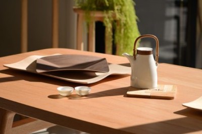 solid wood furniture: Warm and natural wood texture, creating a healing and long-lasting home life